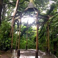 photo of gazebo near Elmete